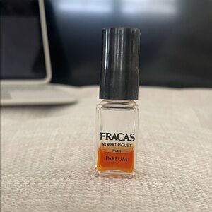 Vintage Fracas Robert Piquet